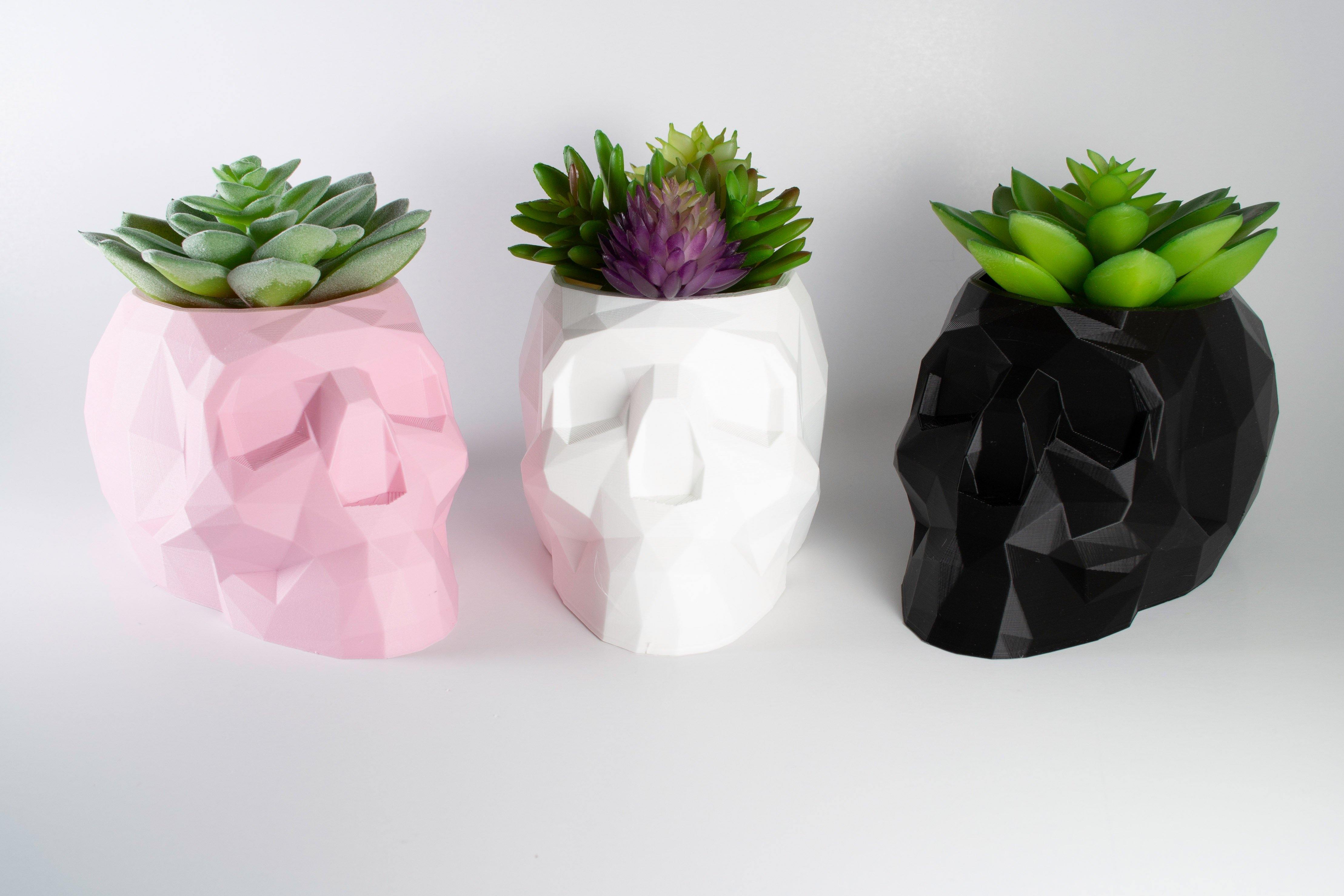 geometric plant pot Geometric Skull Planter Glow-in-the-dark / 6.5 in